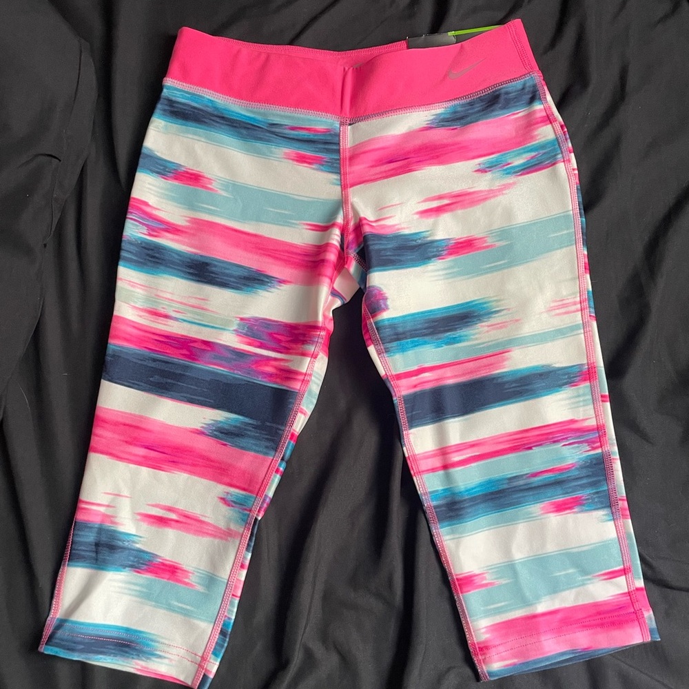 Nike Legend Tight Fit Legging